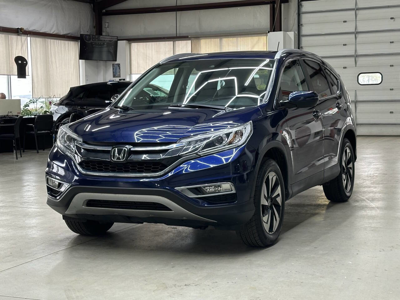 Used 2016 Honda CR-V Touring image 5