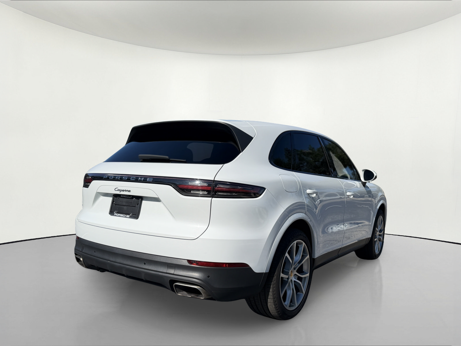 Used 2019 Porsche Cayenne AWD/4WD image 6