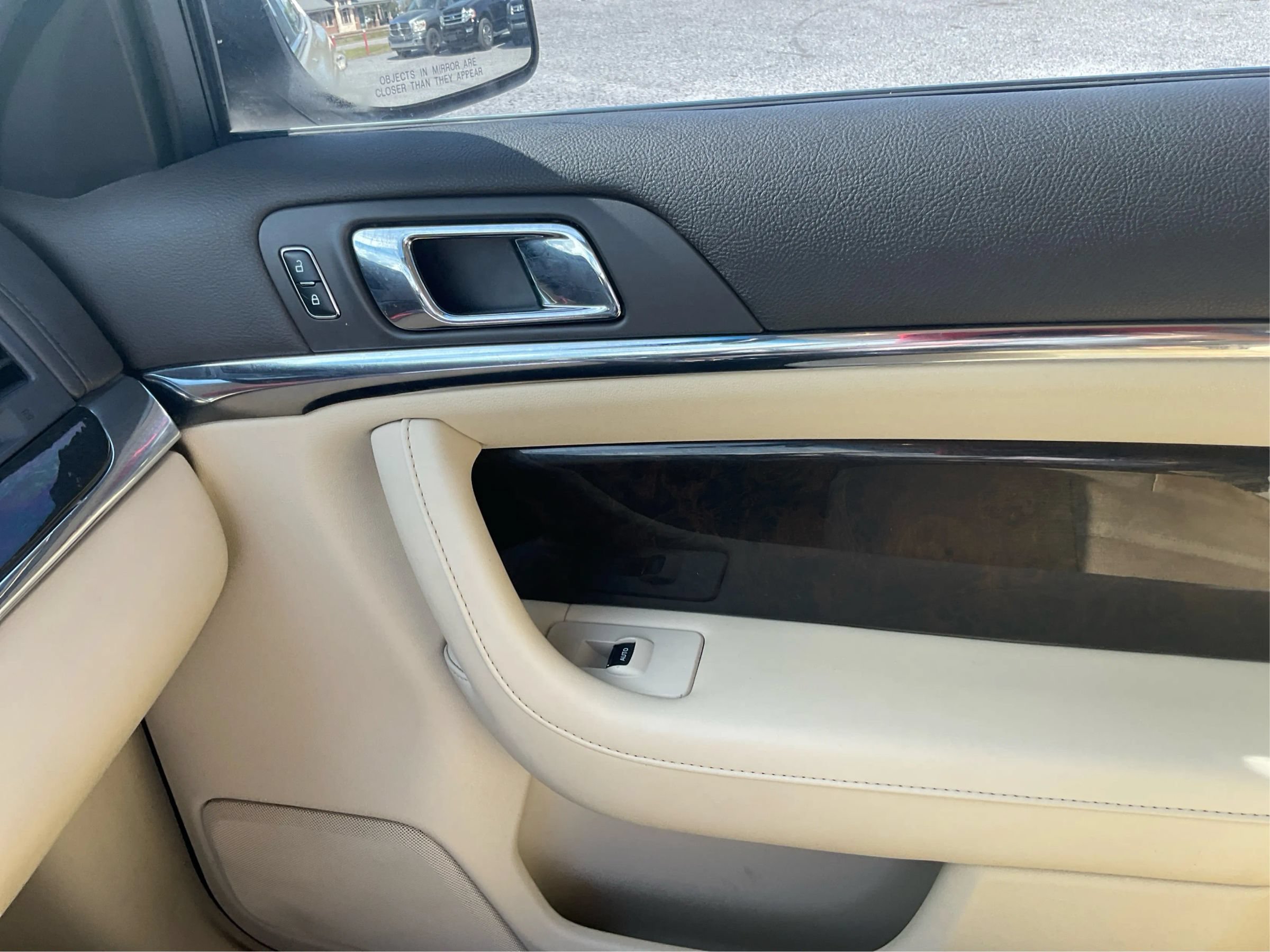 Used 2016 Lincoln MKS w/ Equipment Group 101A FWD image 19