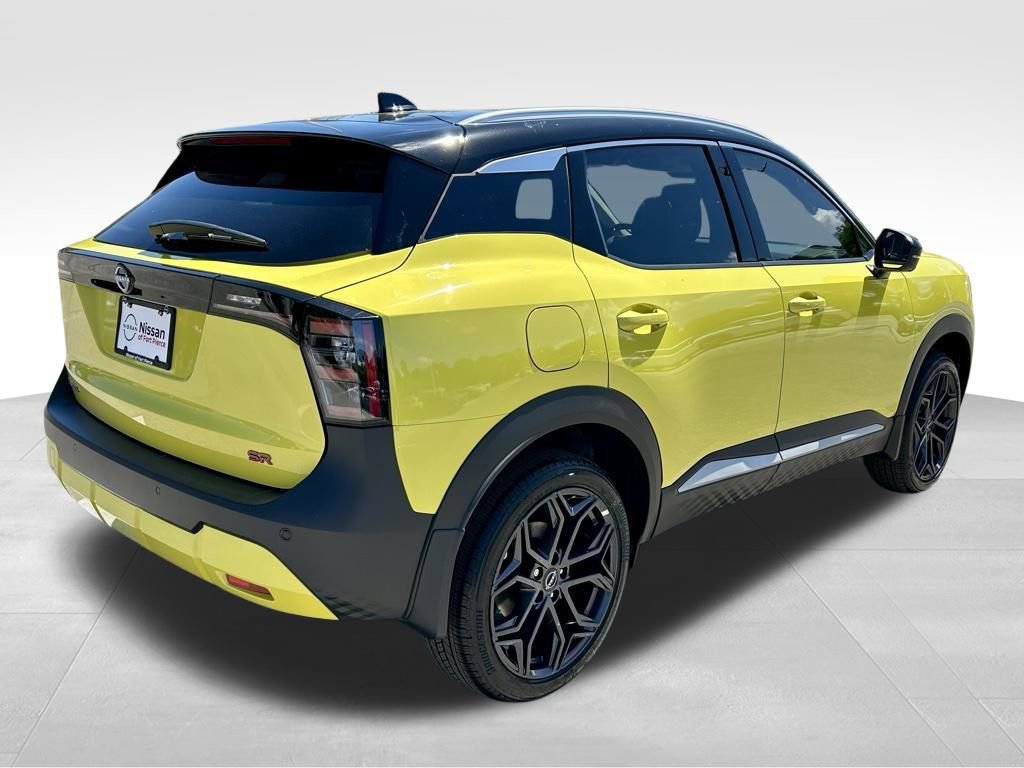 New 2026 Nissan Kicks SR w/ SR Premium Package FWD image 5