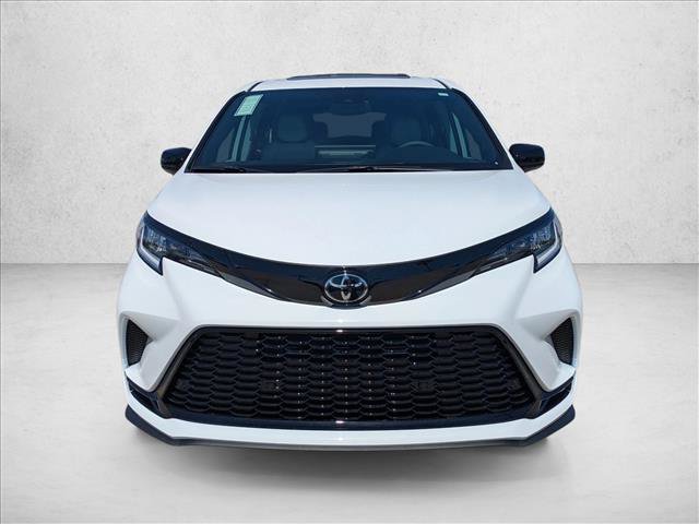 New 2026 Toyota Sienna XSE FWD image 6