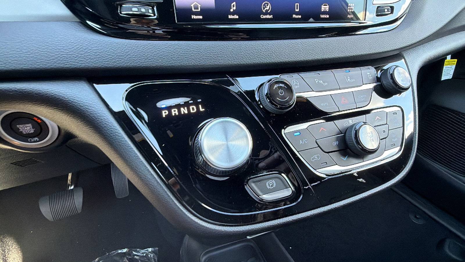 New 2027 Chrysler Pacifica LX FWD image 27