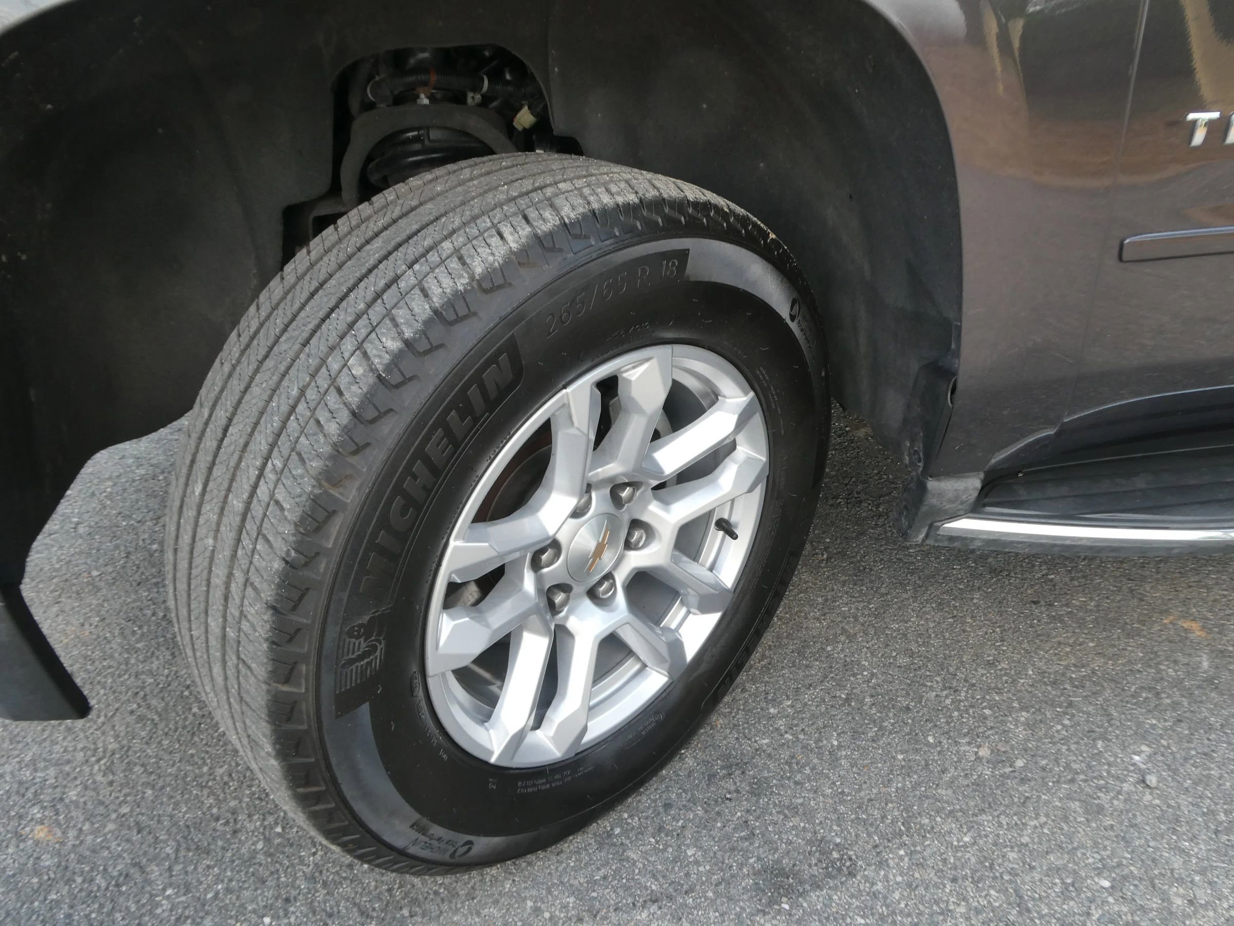 Used 2017 Chevrolet Tahoe Premier AWD/4WD image 35