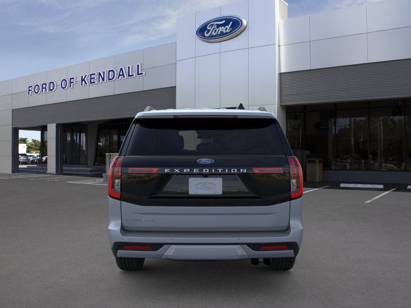New 2026 Ford Expedition Platinum w/ Platinum Ultimate Package AWD/4WD image 5