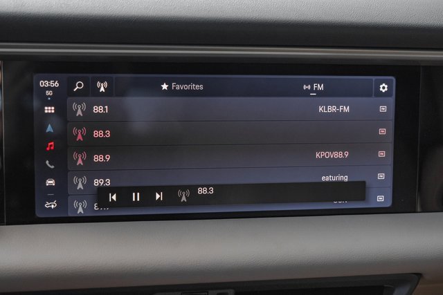 Used 2025 Porsche Macan 4 Electric image 17