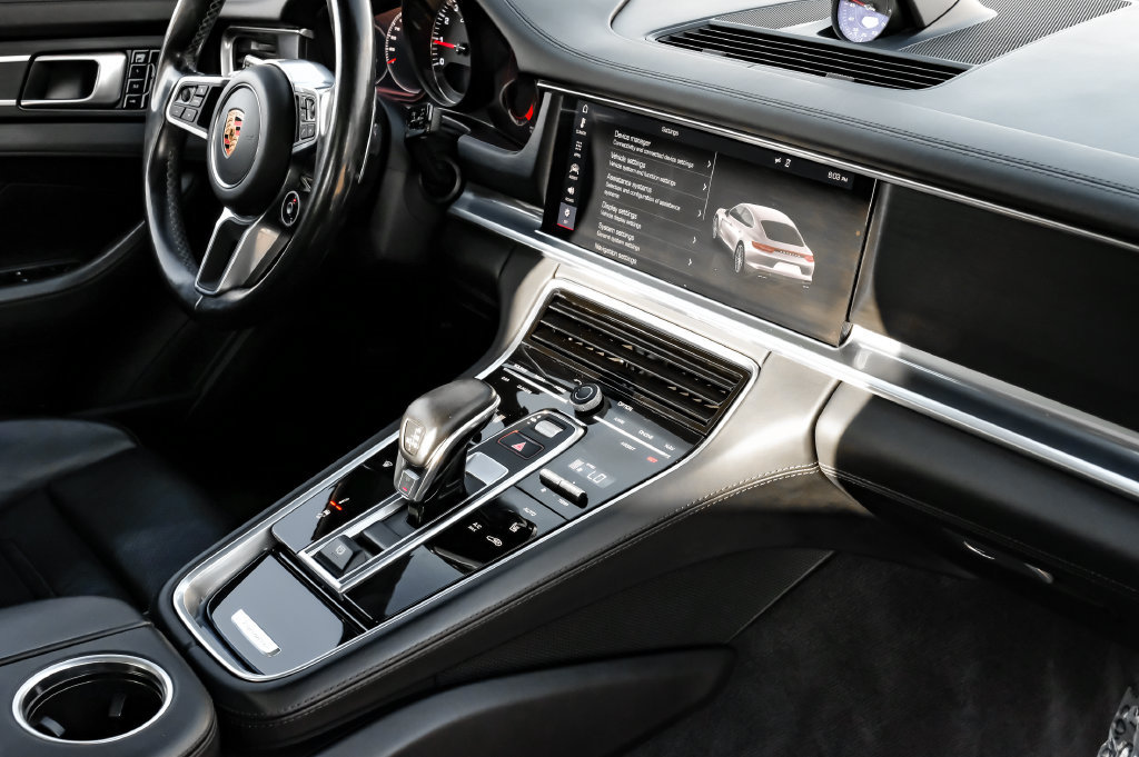Used 2019 Porsche Panamera GTS AWD/4WD image 22