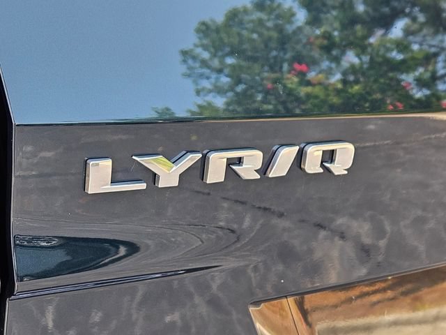 Used 2024 Cadillac Lyriq Tech AWD/4WD image 16