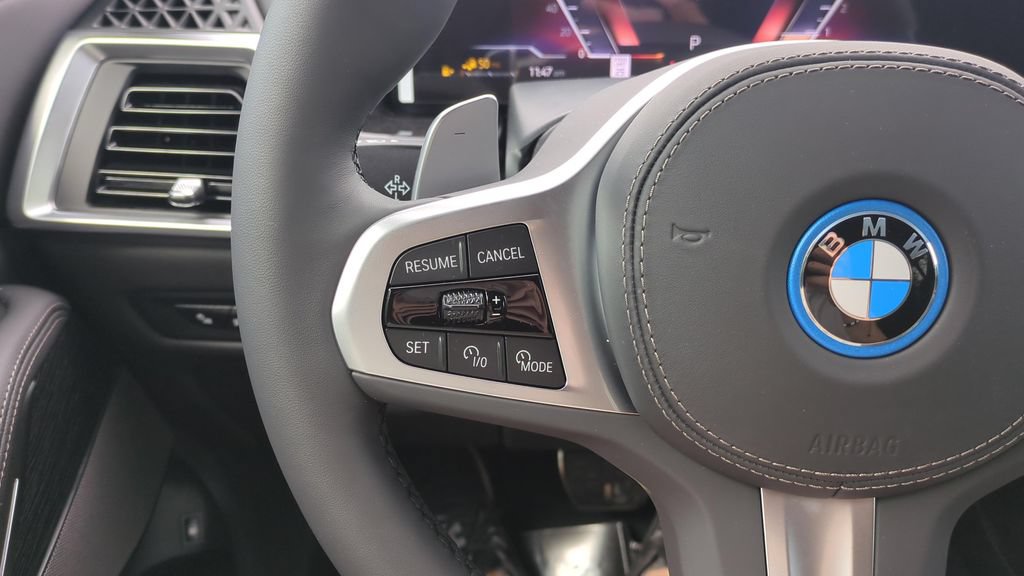 New 2026 BMW X5 xDrive50e w/ Executive Package AWD/4WD image 31