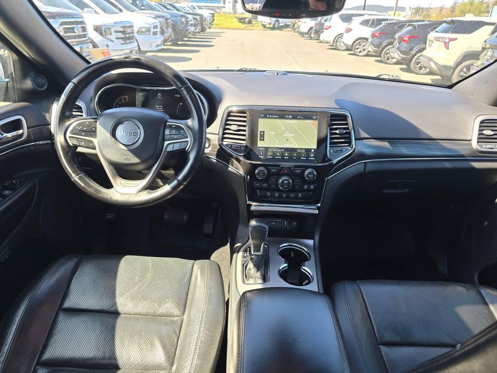 Used 2021 Jeep Grand Cherokee Limited w/ Premium Lighting Group AWD/4WD image 14