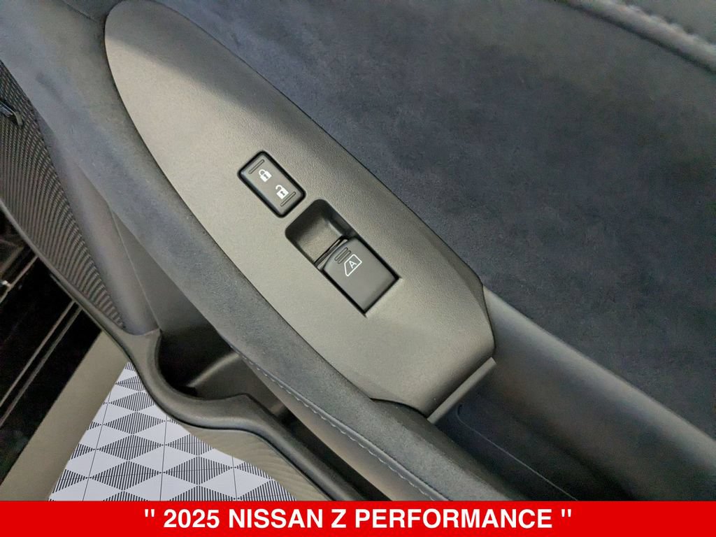 New 2025 Nissan Z Performance w/ Floor Mat Package RWD image 30