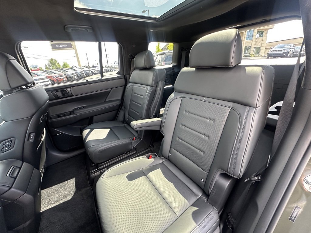 Used 2024 Hyundai Santa Fe Calligraphy image 26