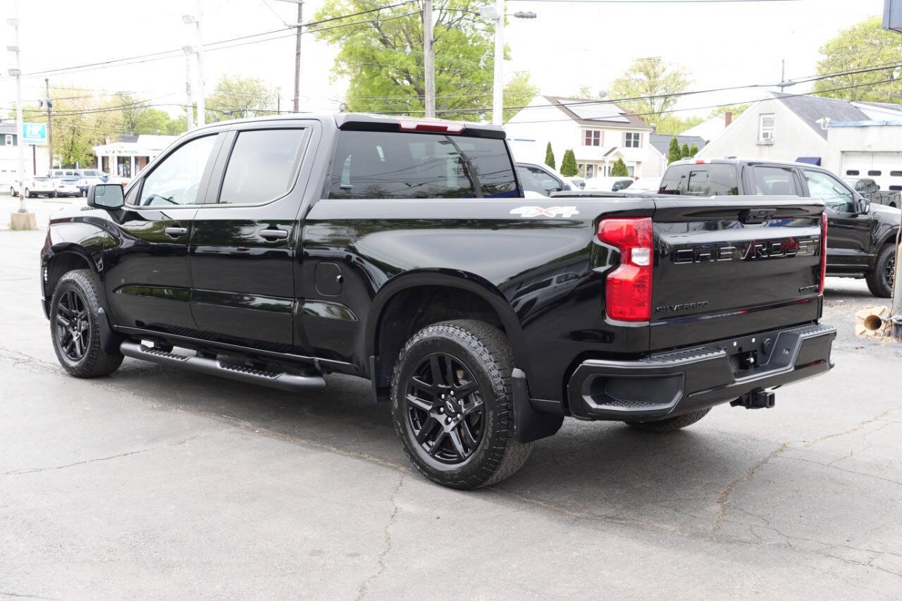 Used 2024 Chevrolet Silverado 1500 Custom AWD/4WD image 3