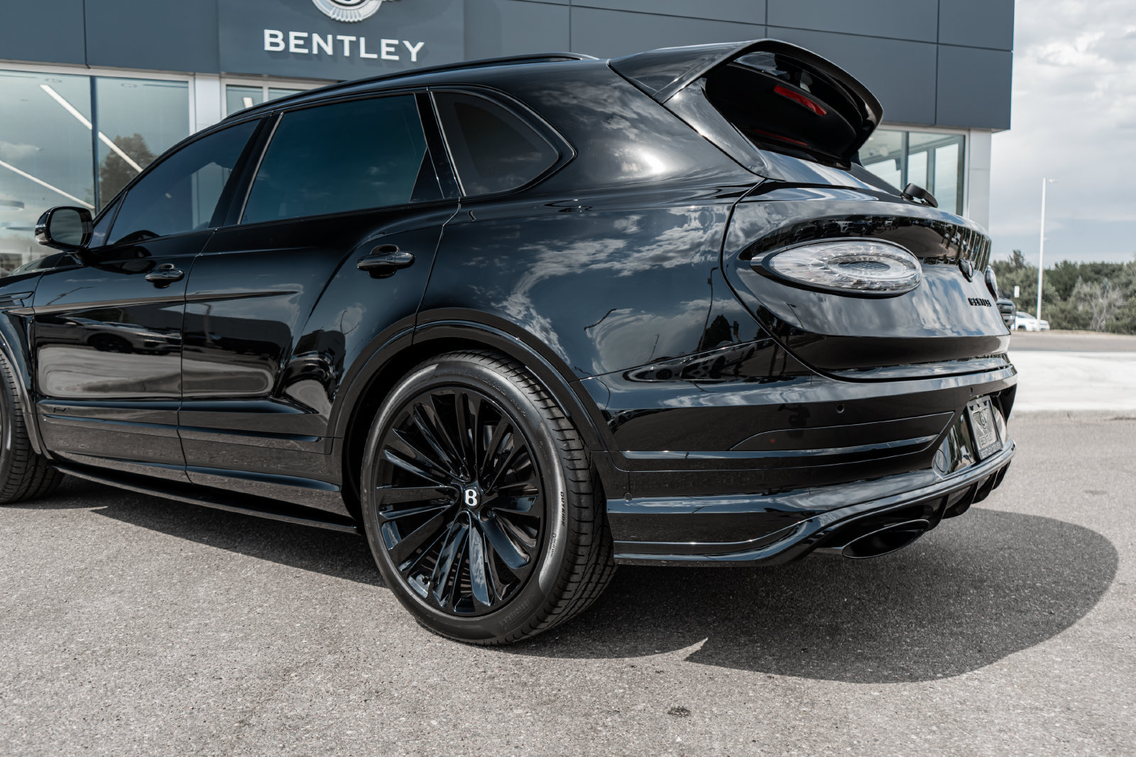 Certified 2026 Bentley Bentayga Speed AWD/4WD image 9