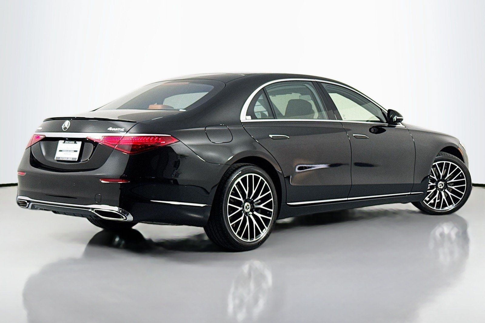 Certified 2026 Mercedes-Benz S 500 4MATIC image 13
