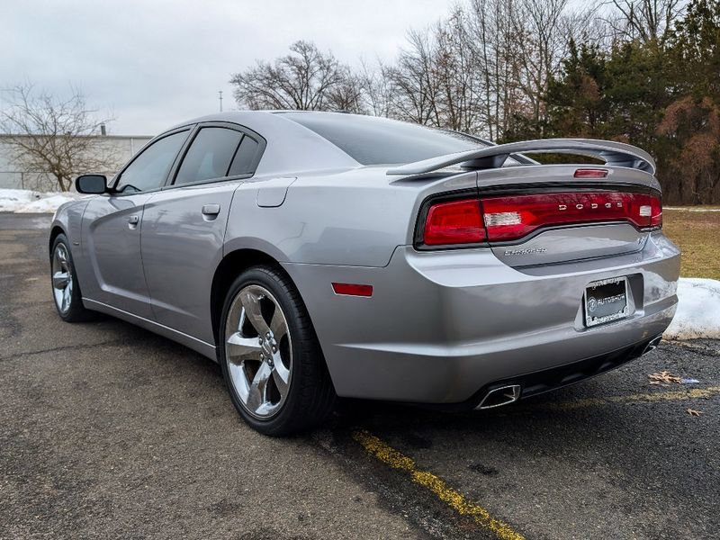 Used 2014 Dodge Charger R/T w/ Wheels & Tunes Group image 8