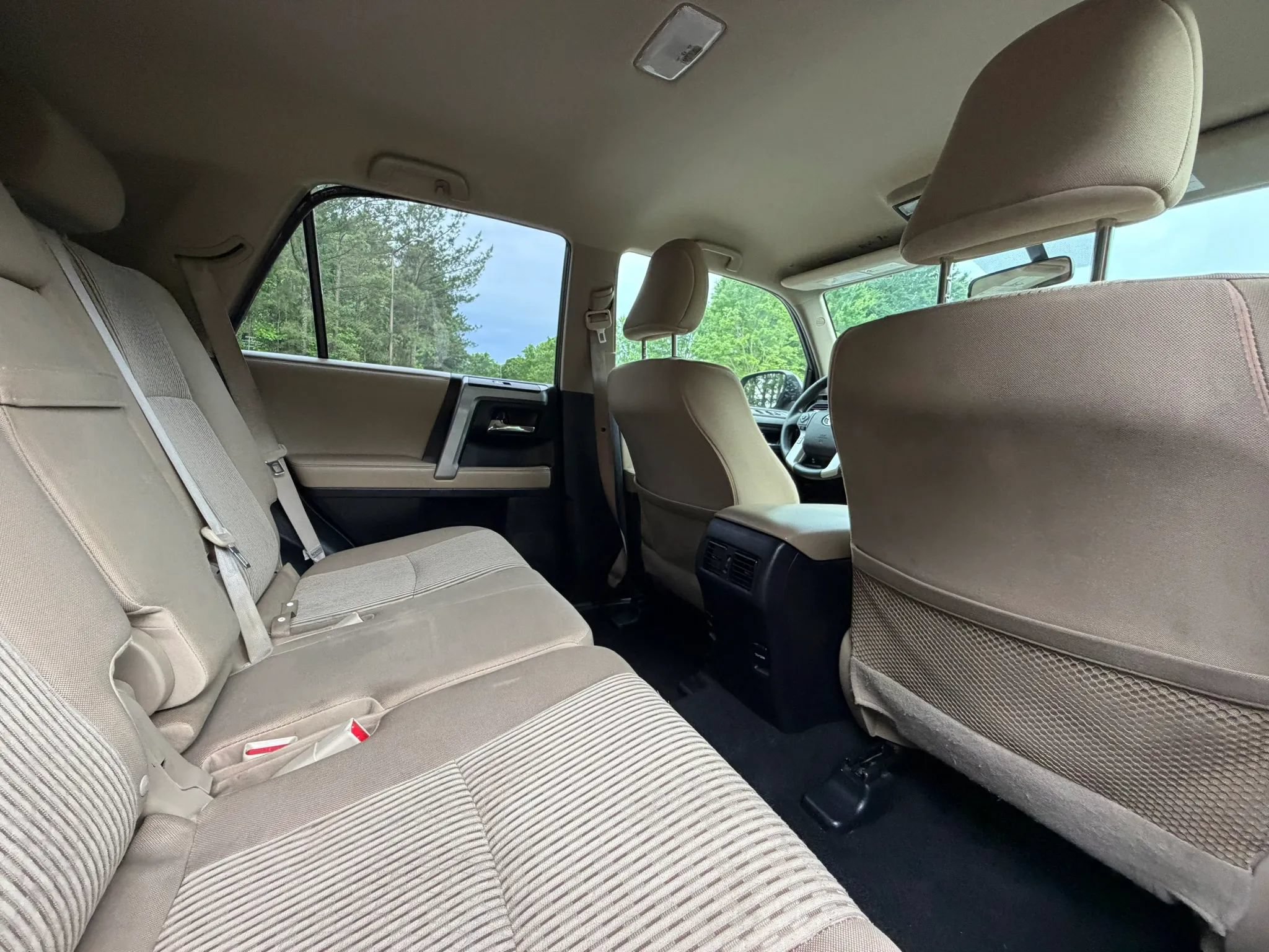 Used 2016 Toyota 4Runner SR5 AWD/4WD image 26