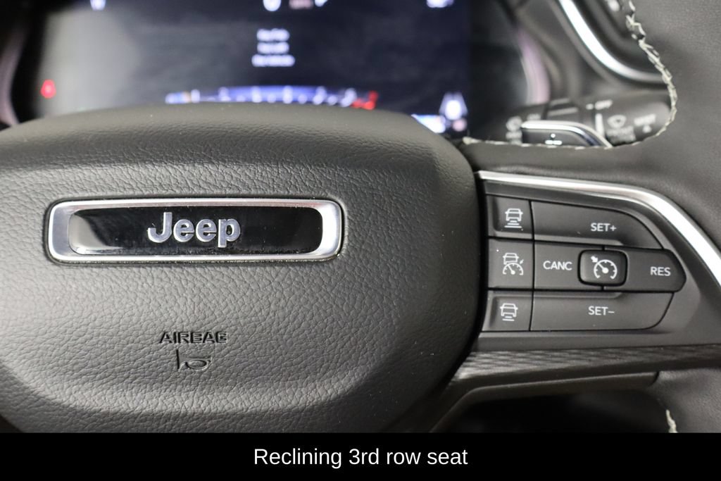 Used 2025 Jeep Grand Cherokee L Laredo w/ Luxury Tech Group I RWD image 10