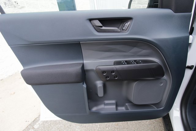 New 2025 Ford Maverick XL w/ Equipment Group 101A image 17