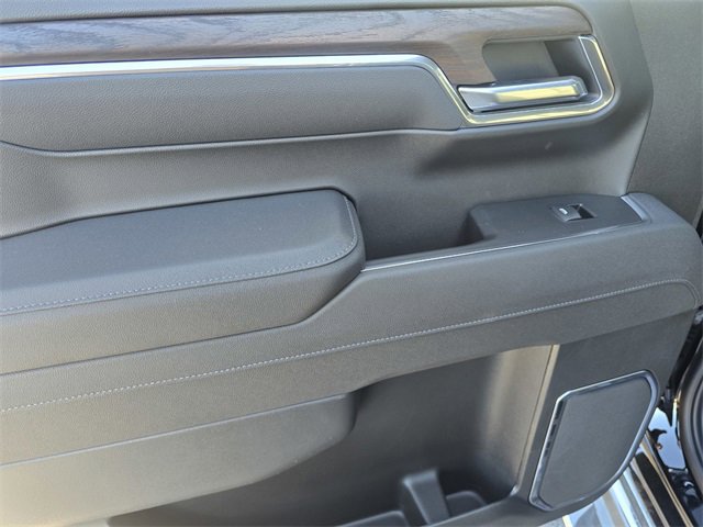 New 2026 GMC Sierra 1500 SLT image 11