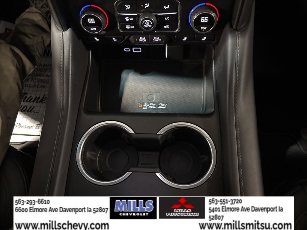 Used 2022 Chevrolet Tahoe LT w/ LT Signature Package image 24