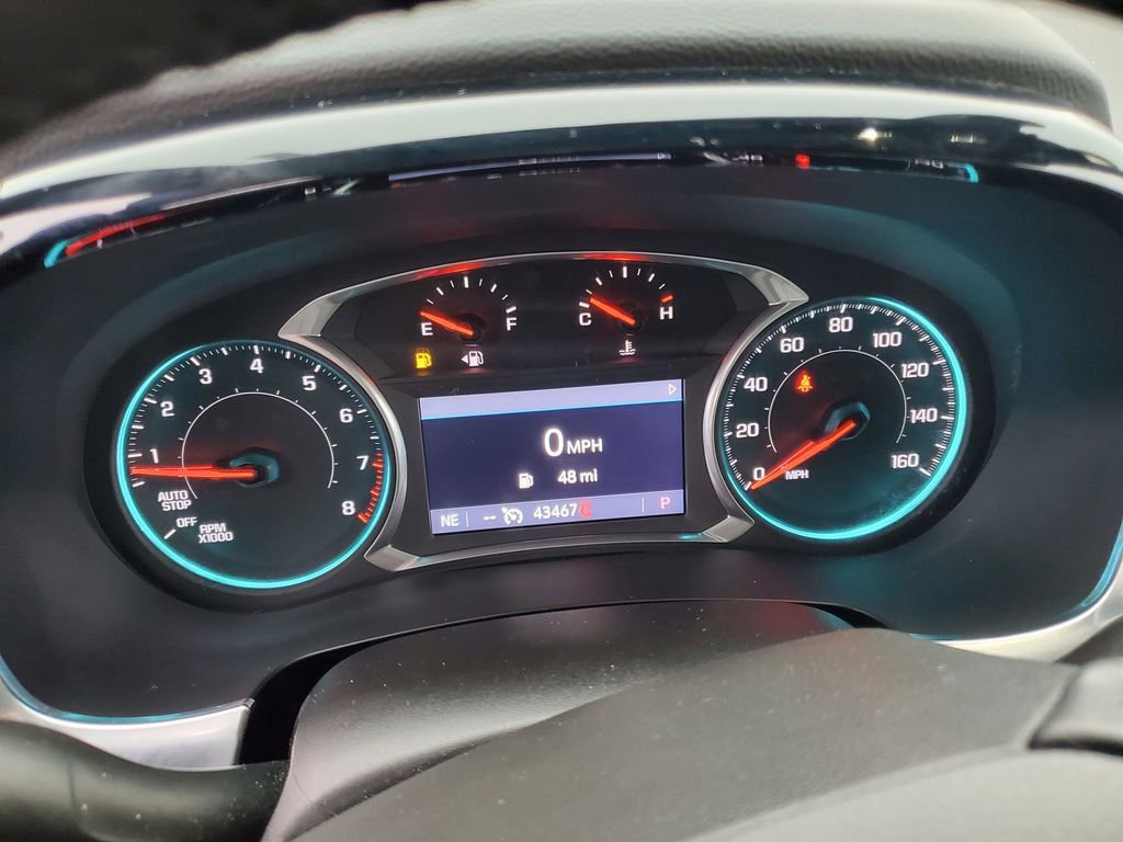 Used 2022 Chevrolet Traverse LT w/ LPO, Floor Liner Package image 16