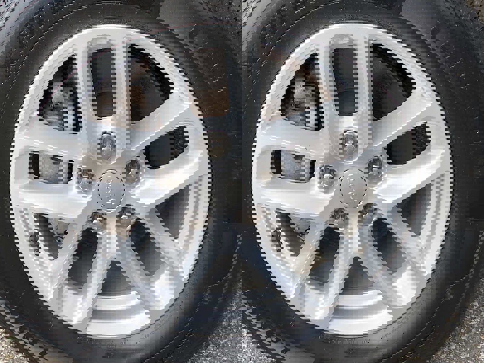 Certified 2023 Jeep Grand Cherokee Laredo X image 26