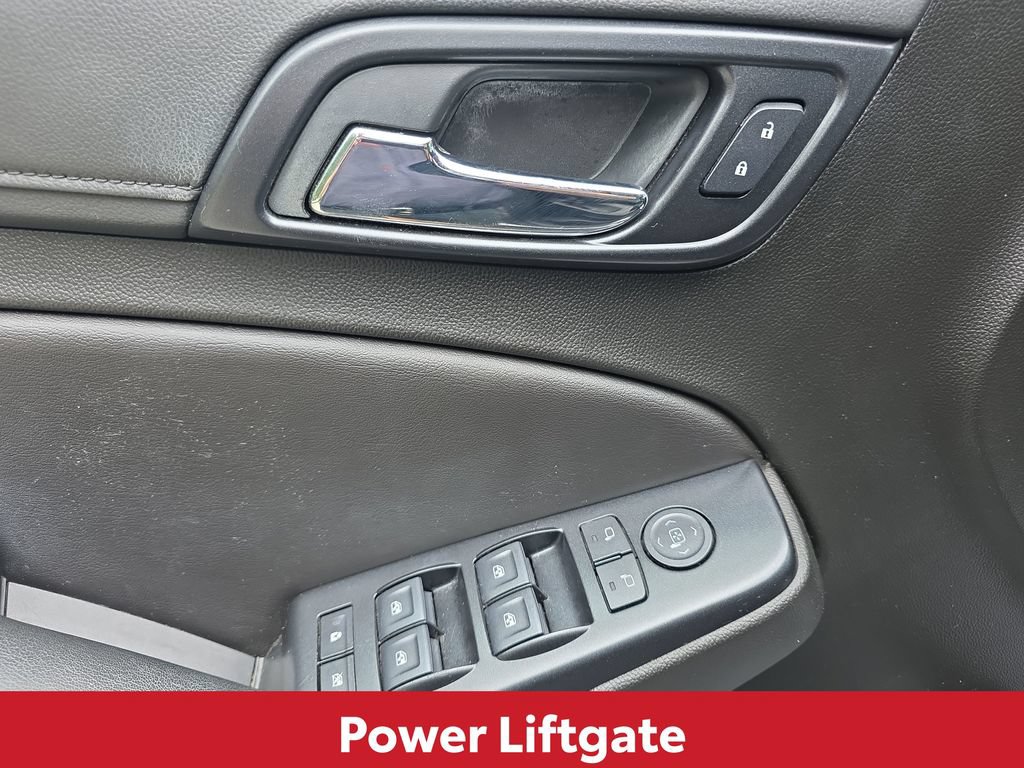 Used 2019 Chevrolet Suburban LT RWD image 22