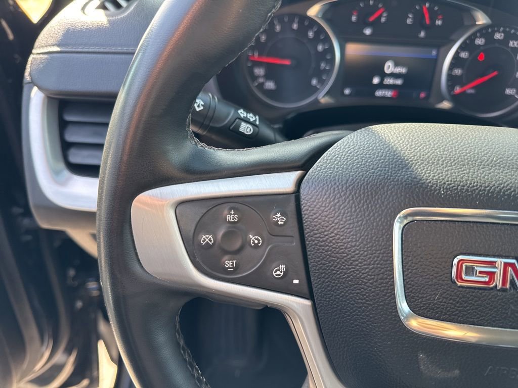 Used 2024 GMC Terrain SLT image 14