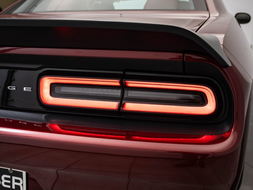 Used 2023 Dodge Challenger SRT Hellcat RWD image 9