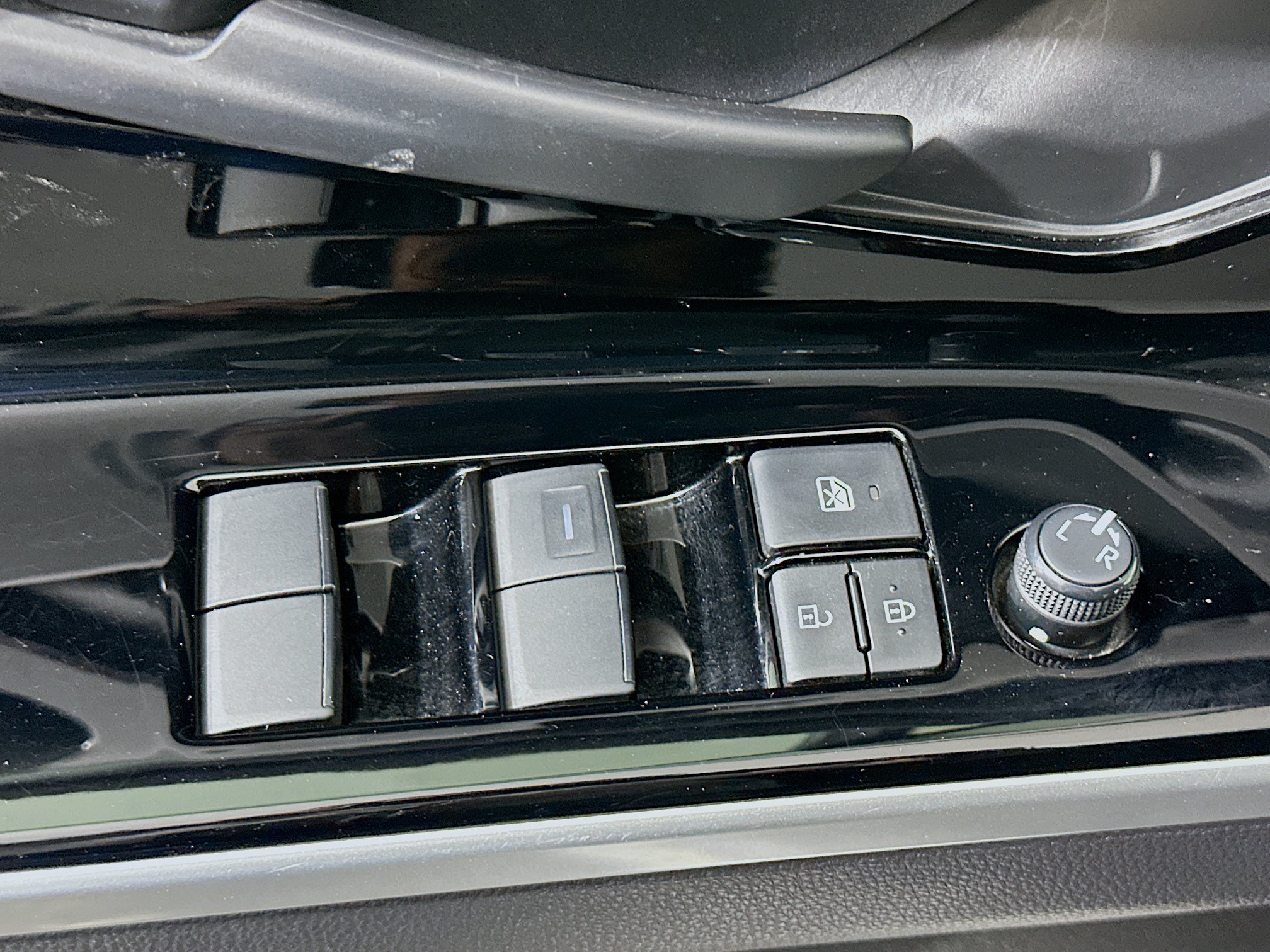 Used 2023 Subaru Solterra AWD image 15