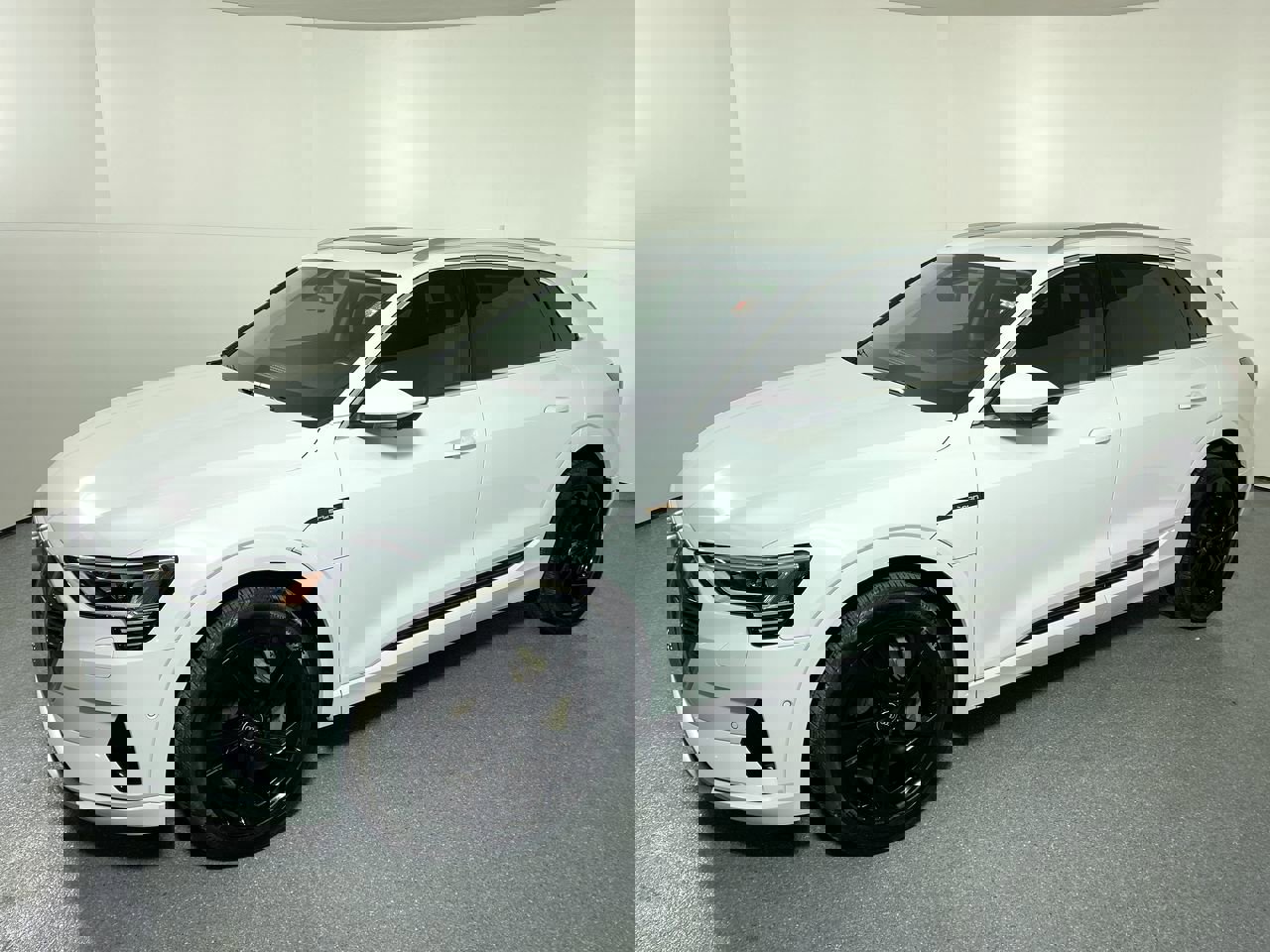 Certified 2022 Audi e-tron Premium Plus w/ Premium Plus Package image 25