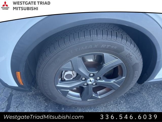 Used 2021 Ford Mustang Mach-E Select image 4