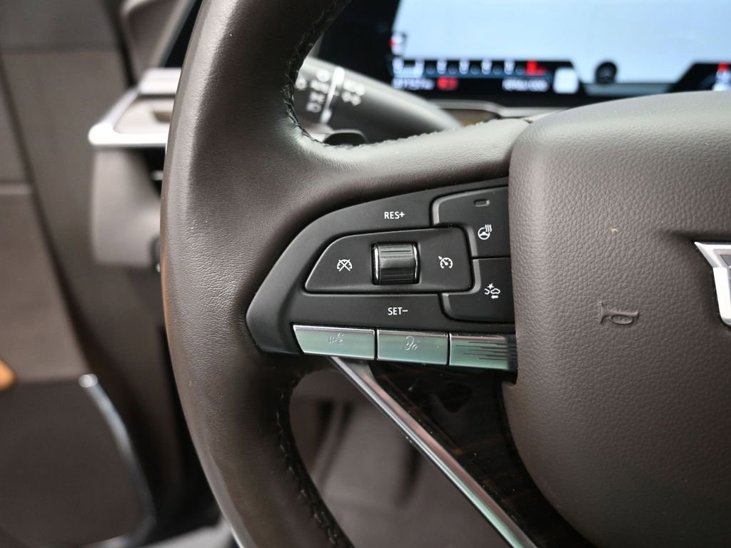 Used 2023 Cadillac Escalade ESV Premium Luxury image 29