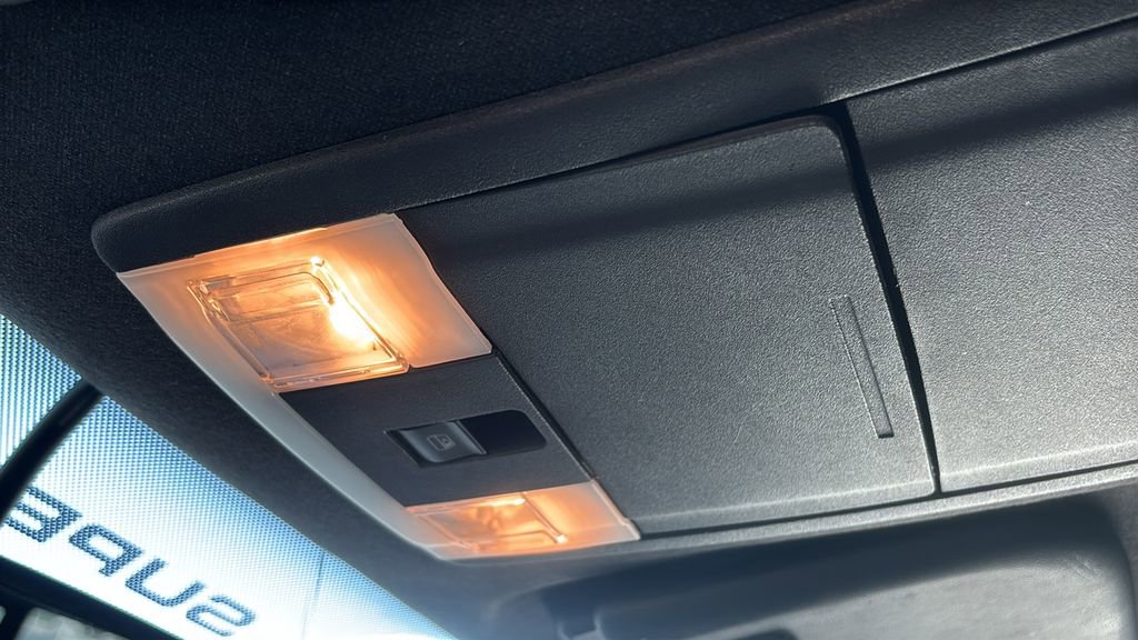 Used 2012 Ford F250 Lariat w/ FX4 Off Road Pkg image 21