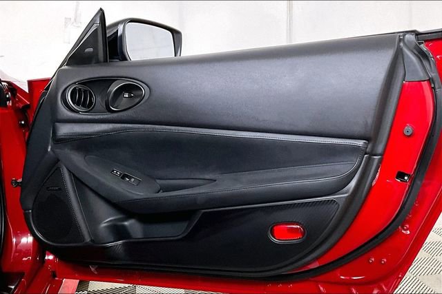 Used 2025 Nissan Z Performance w/ Floor Mat Package image 23