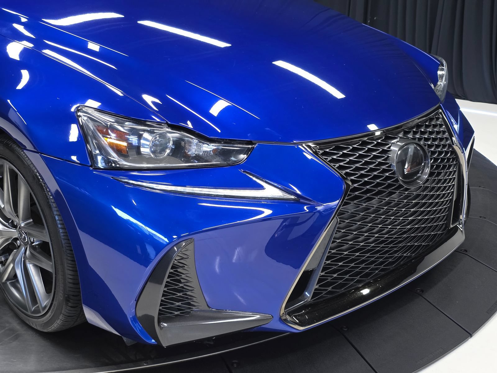 Used 2017 Lexus IS 350 F Sport RWD image 54