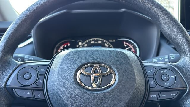 New 2025 Toyota RAV4 LE image 17