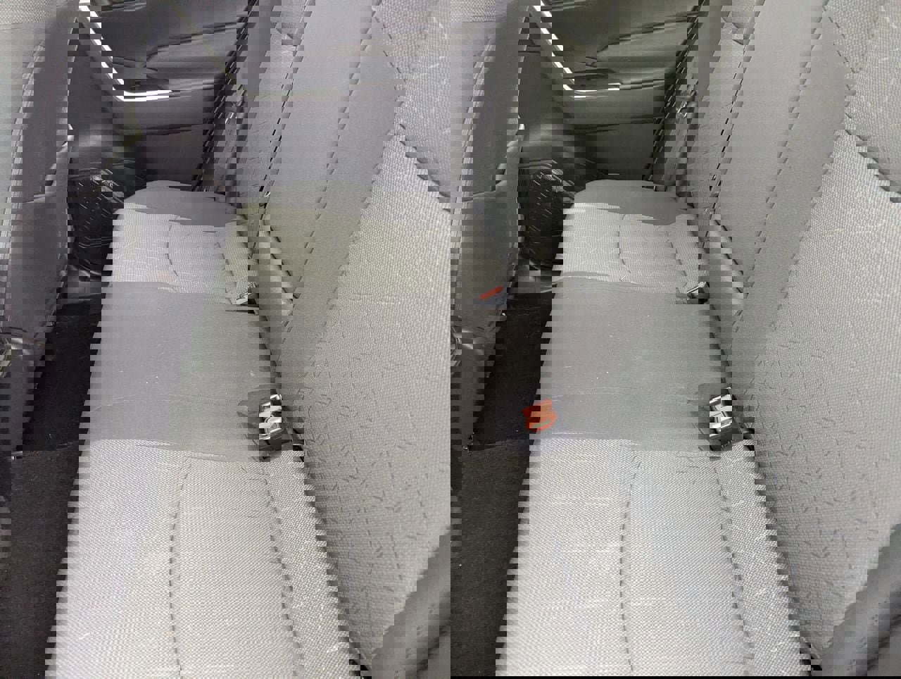 Used 2021 Toyota RAV4 XLE w/ XLE Grade Weather Package image 17