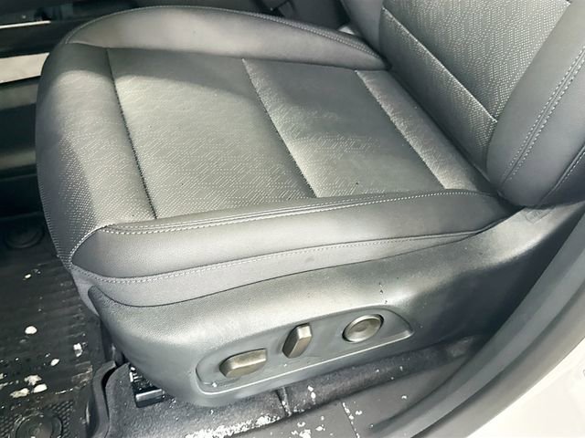 New 2026 Chevrolet Equinox LT w/ Convenience Package II image 21