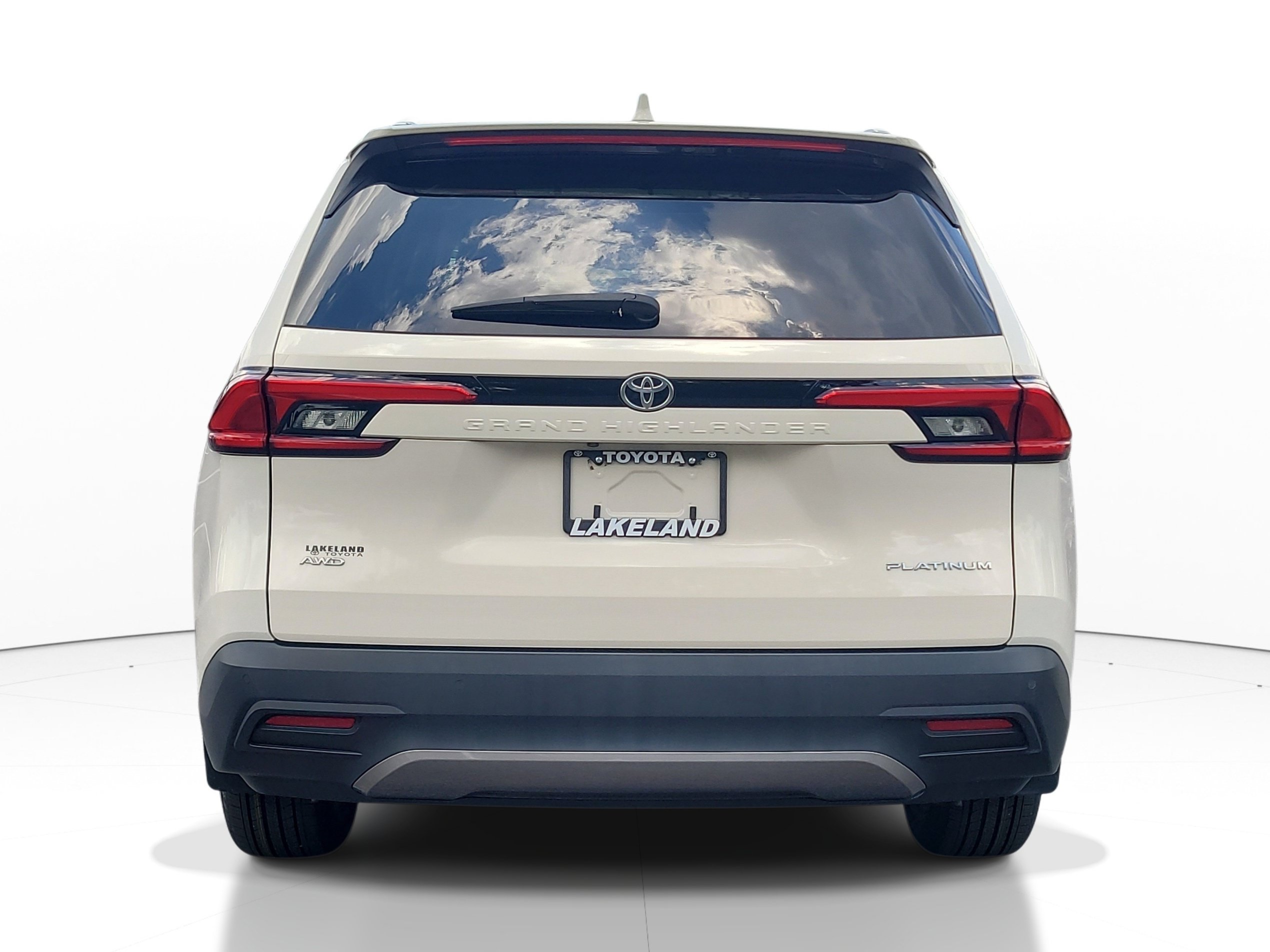 Certified 2024 Toyota Grand Highlander AWD image 6
