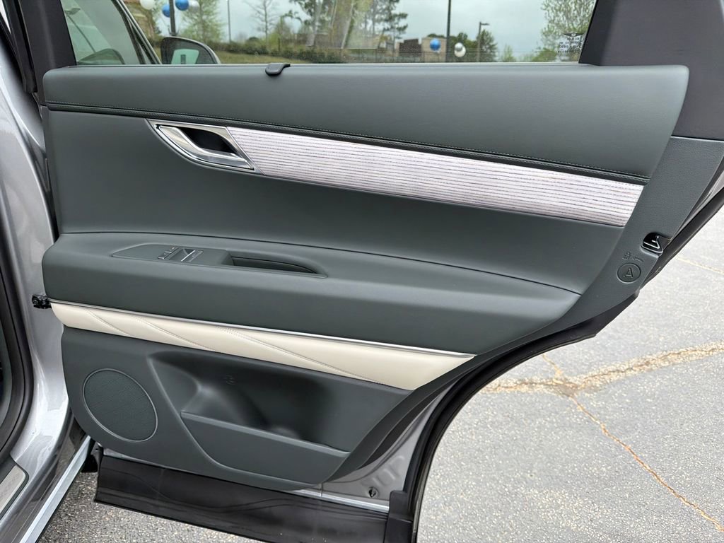 New 2026 Genesis GV80 2.5T Select AWD/4WD image 16