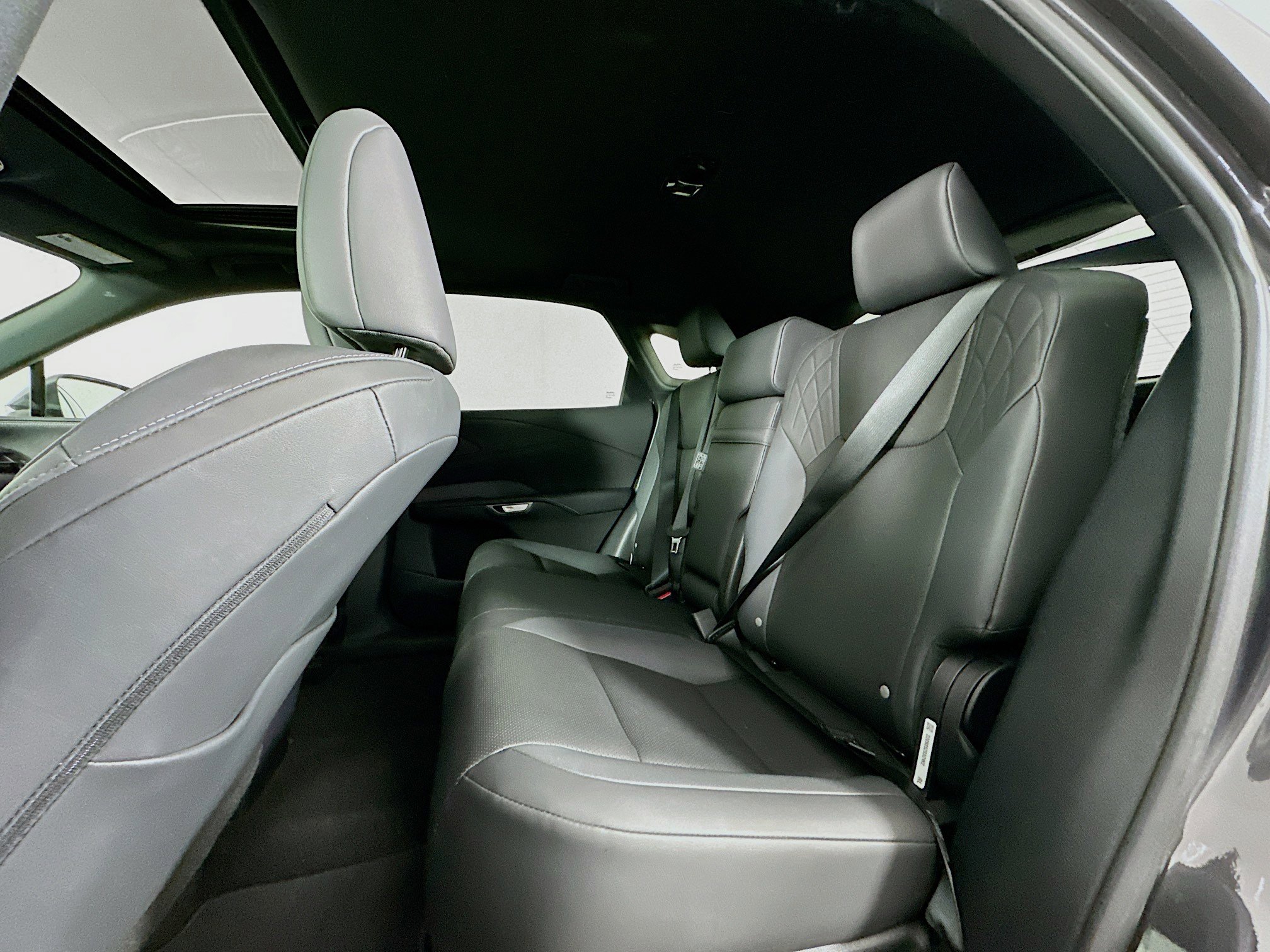 Certified 2025 Lexus RX 350h w/ Convenience Package image 26