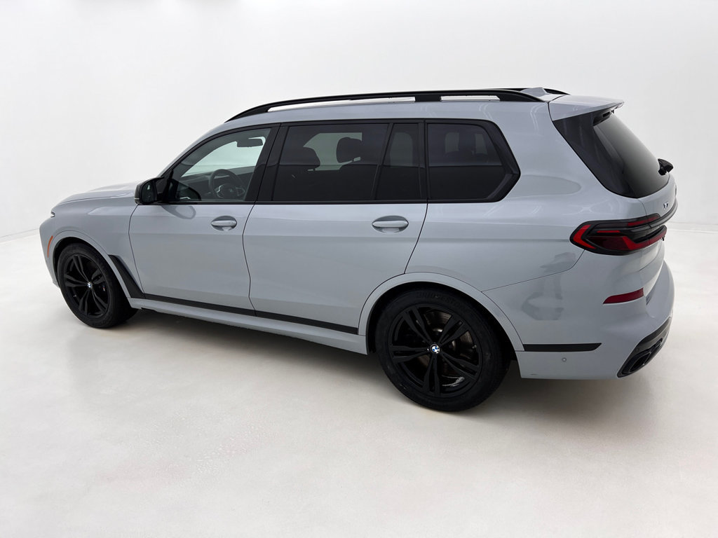 Certified 2025 BMW X7 M60i w/ Climate Comfort Package AWD/4WD image 10
