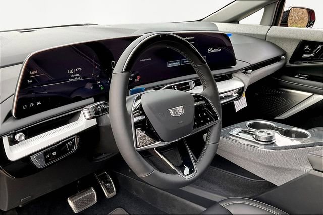 New 2026 Cadillac Optiq Sport 1 image 7