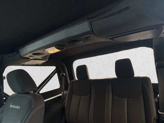 Used 2017 Jeep Wrangler Sahara image 14