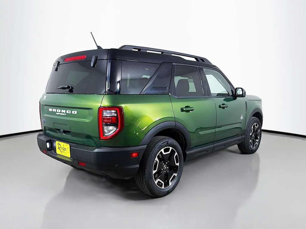 Used 2023 Ford Bronco Sport Outer Banks w/ Tech Package AWD/4WD image 6