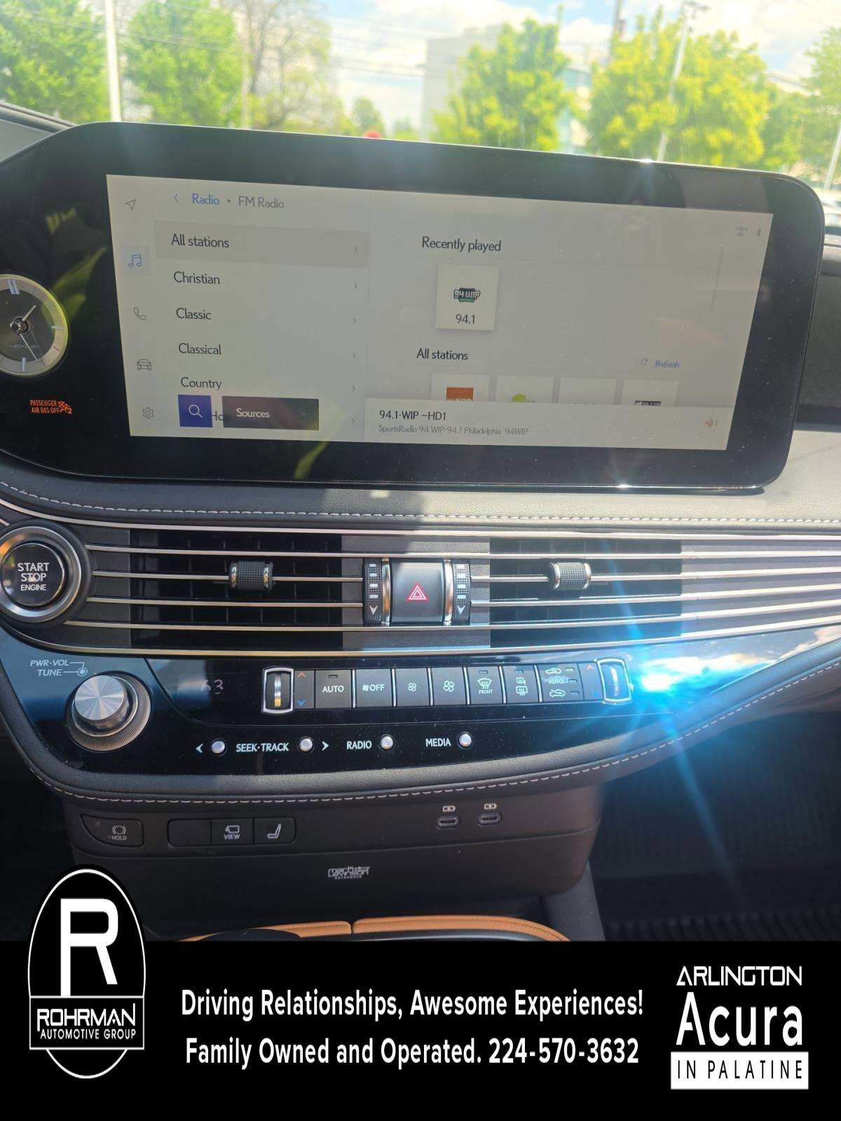 Used 2023 Lexus LS 500 AWD w/ Luxury Package image 7