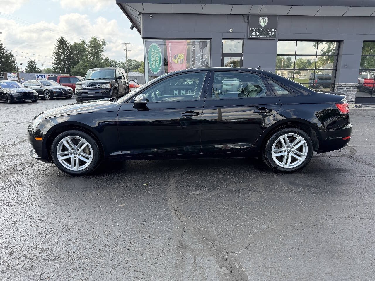 Used 2017 Audi A4 2.0T Premium w/ Audi MMI Navigation Plus AWD/4WD image 3