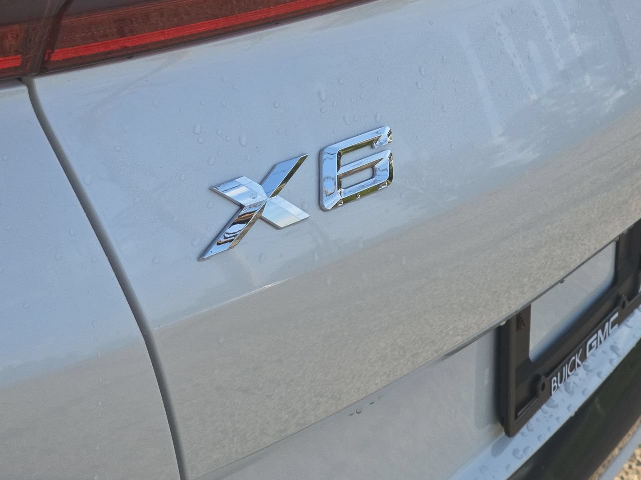 Used 2022 BMW X6 xDrive40i AWD/4WD image 34