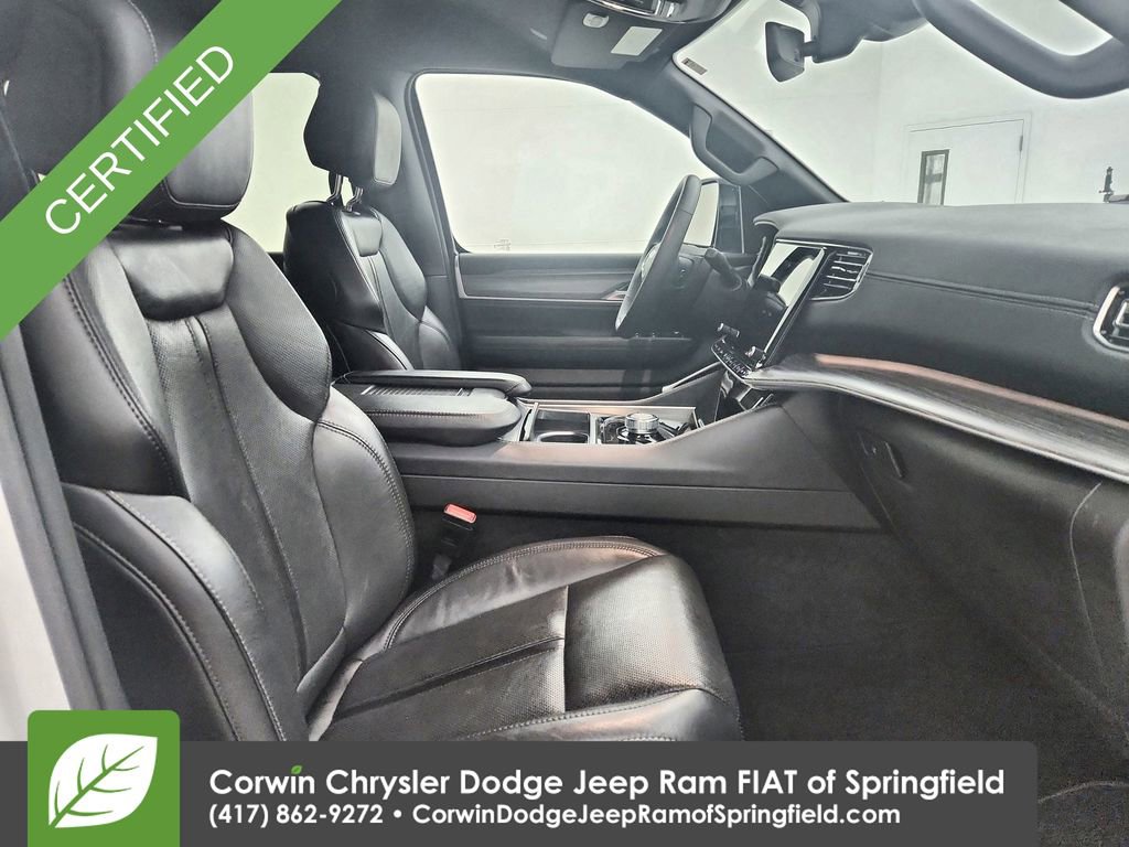 Used 2024 Jeep Wagoneer L Series II w/ Flexible Seating Group image 34